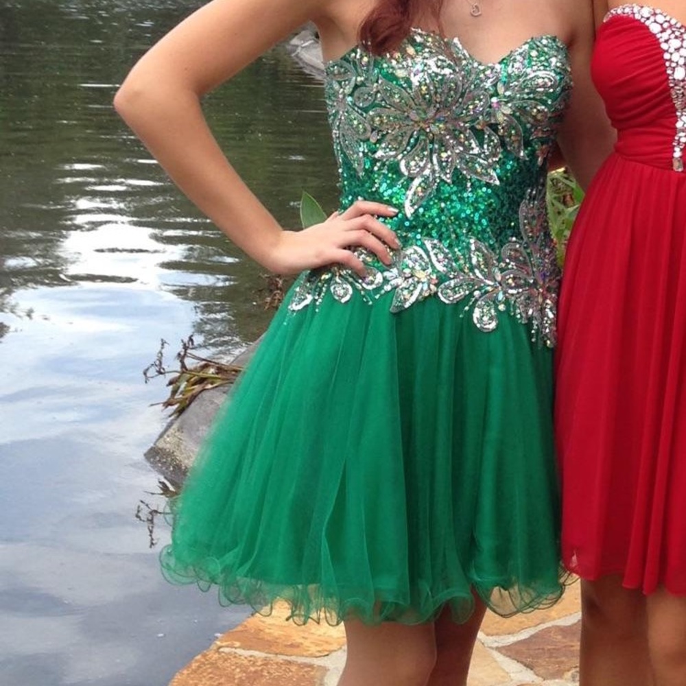 Homecoming or prom dress- perfect condition